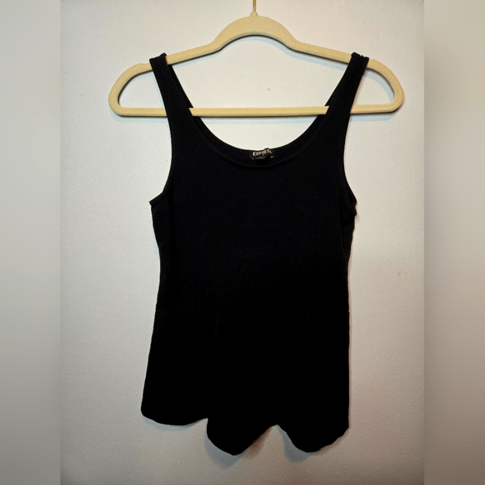 Flowly tank top